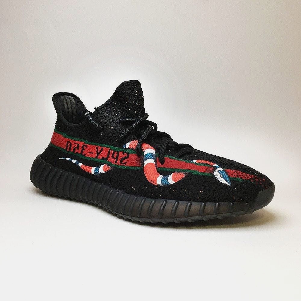 10 Wallpaper Adidas Nemesis - Yeezy Boost 350 Gucci , HD Wallpaper & Backgrounds