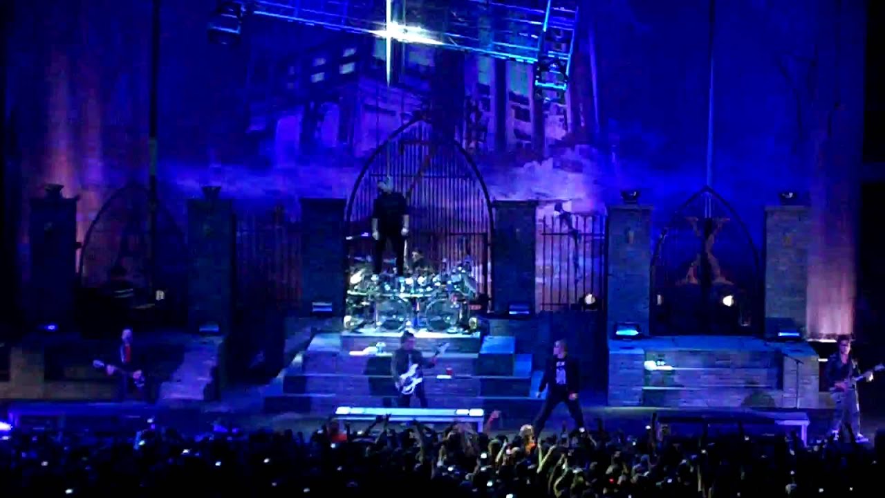 Avenged Sevenfold Nightmare Live - Avenged Sevenfold Nightmare Tour , HD Wallpaper & Backgrounds