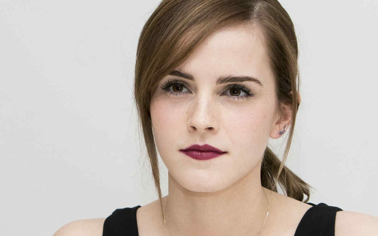 Great Emma Watson As Hermione In Harry Potter Movie - Boobless Girl , HD Wallpaper & Backgrounds