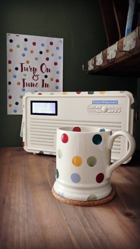 Vq Emma Bridgewater Retro Mkii Polka Dot Dab Radio - Emma Bridgewater Polka Hearts , HD Wallpaper & Backgrounds