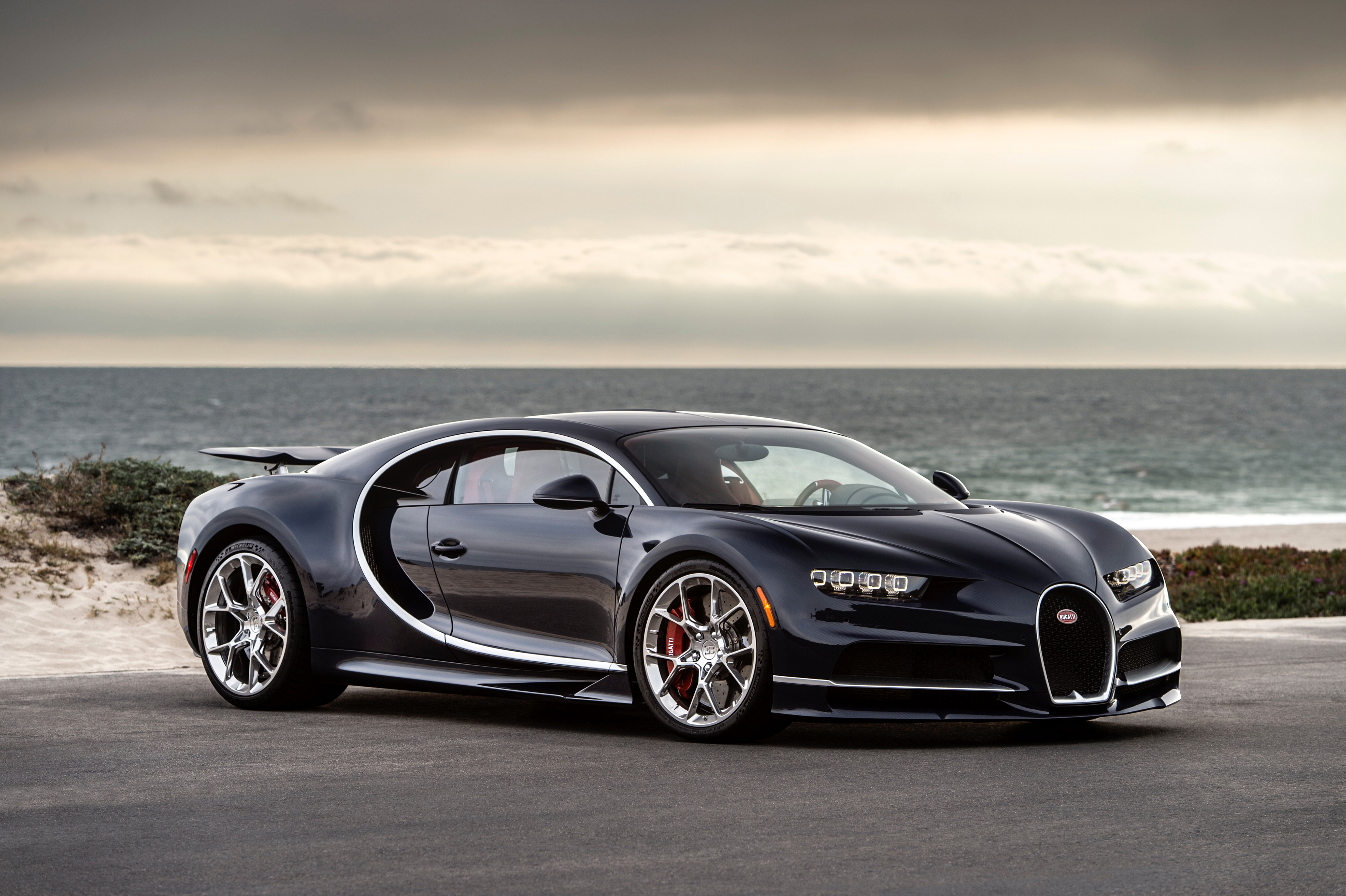 Bugatti Chiron 4k Ultra Hd Wallpaper - Bugatti Chiron 100 Th , HD Wallpaper & Backgrounds