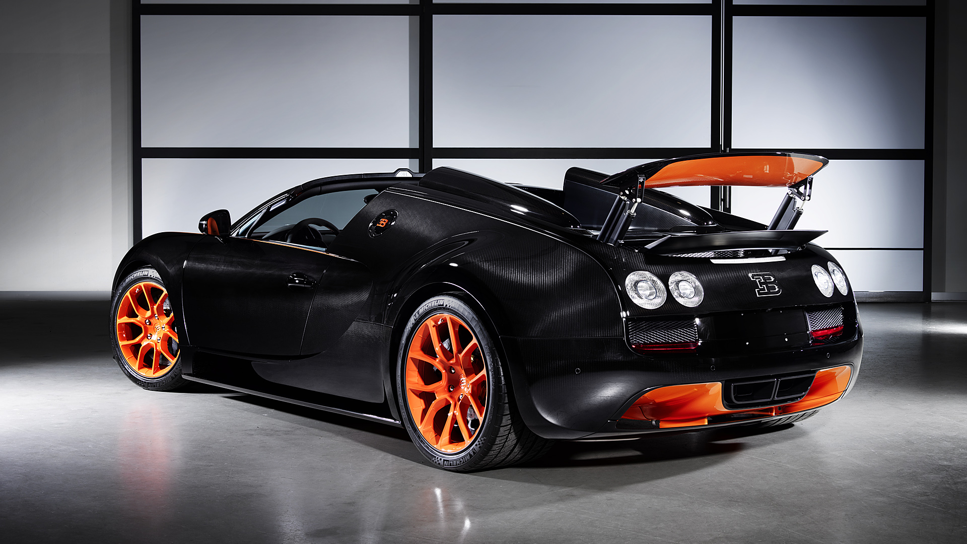 2013 Bugatti Veyron Grand Sport Vitesse World Speed - Bugatti Veyron Limited Edition Price , HD Wallpaper & Backgrounds