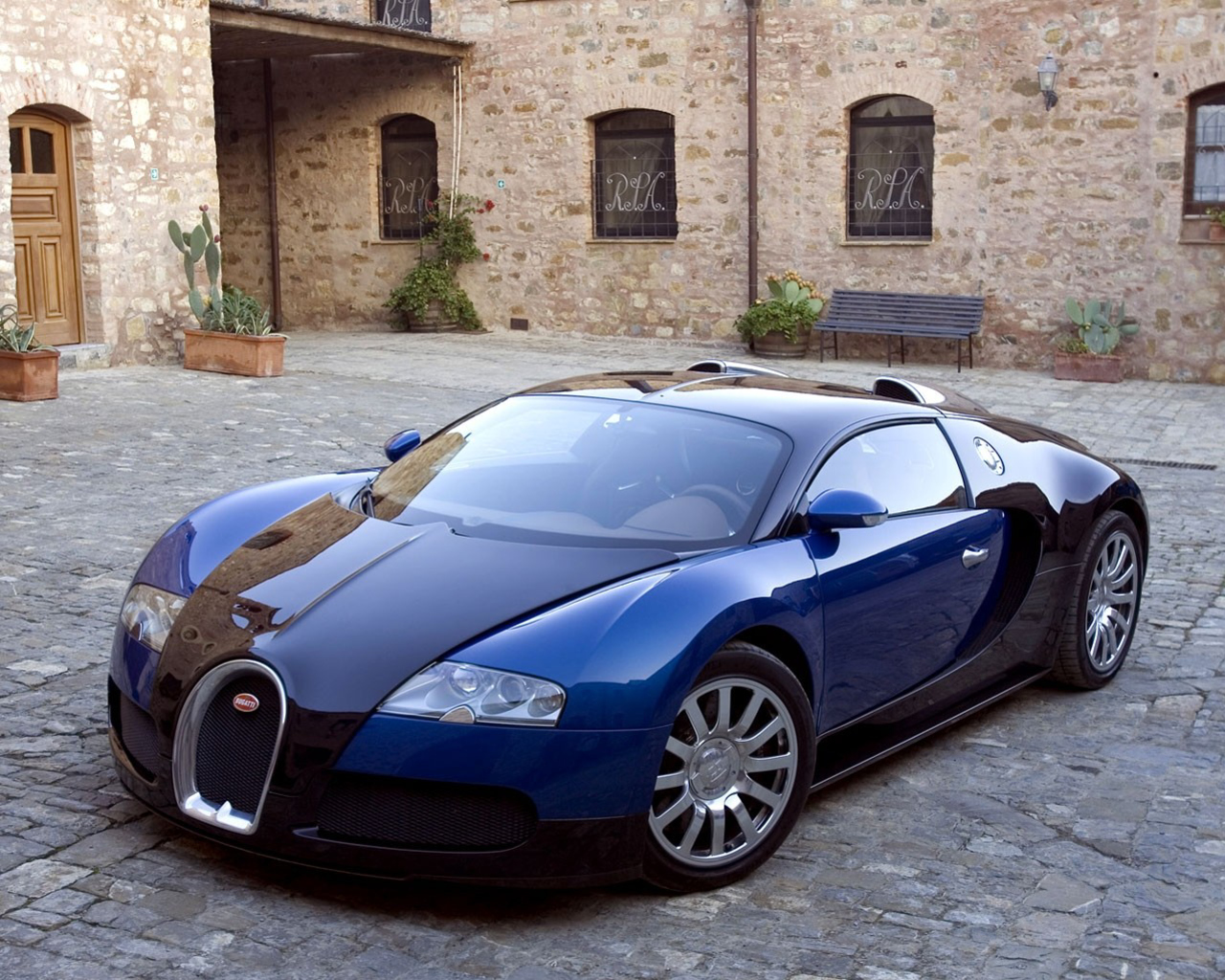 Bugatti Veyron Hd Wallpaper - Bugatti Veyron 16.4 2013 , HD Wallpaper & Backgrounds