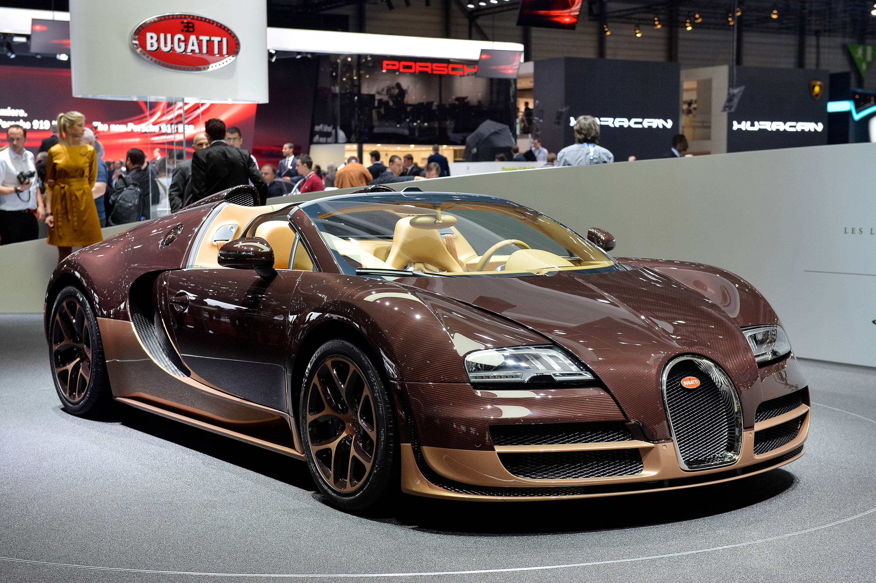 Brown Bugatti Veyron Hd Wallpaper - Bugatti Veyron Grand Sport Vitesse Rembrandt , HD Wallpaper & Backgrounds