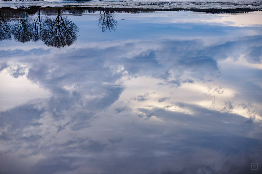 World Is Upside Down By Mbeganyi - Reflection , HD Wallpaper & Backgrounds