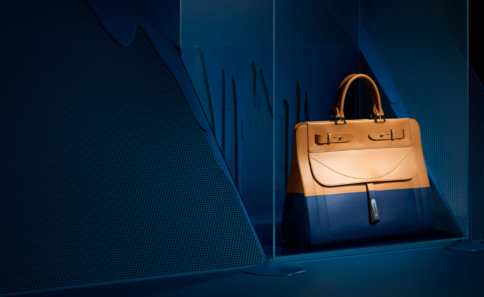Fontana Milano 1915's 'a' Bag Collaboration With Wallpaper* - Background Images For Handbags Website , HD Wallpaper & Backgrounds