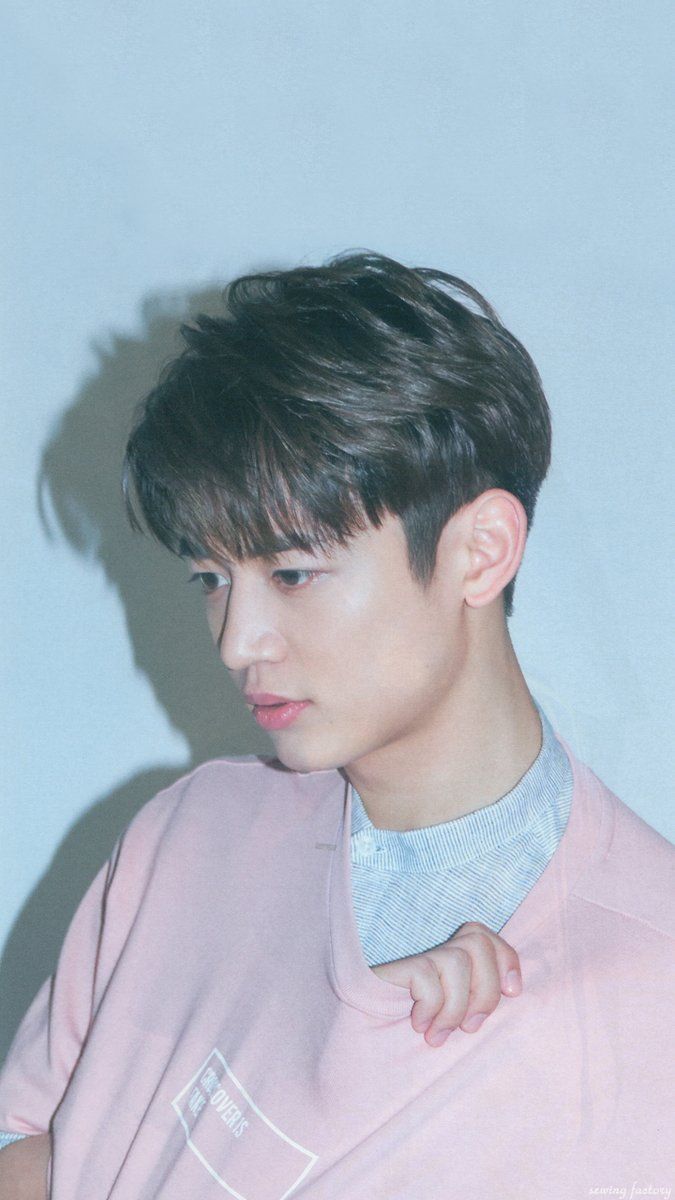 170507 - Shinee Minho Pink Aesthetic , HD Wallpaper & Backgrounds