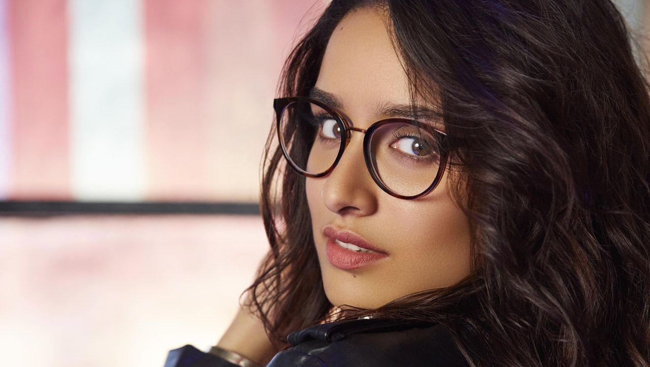 Download Shraddha Kapoor Cute Wallpaper In High Definition - Shraddha Kapoor , HD Wallpaper & Backgrounds