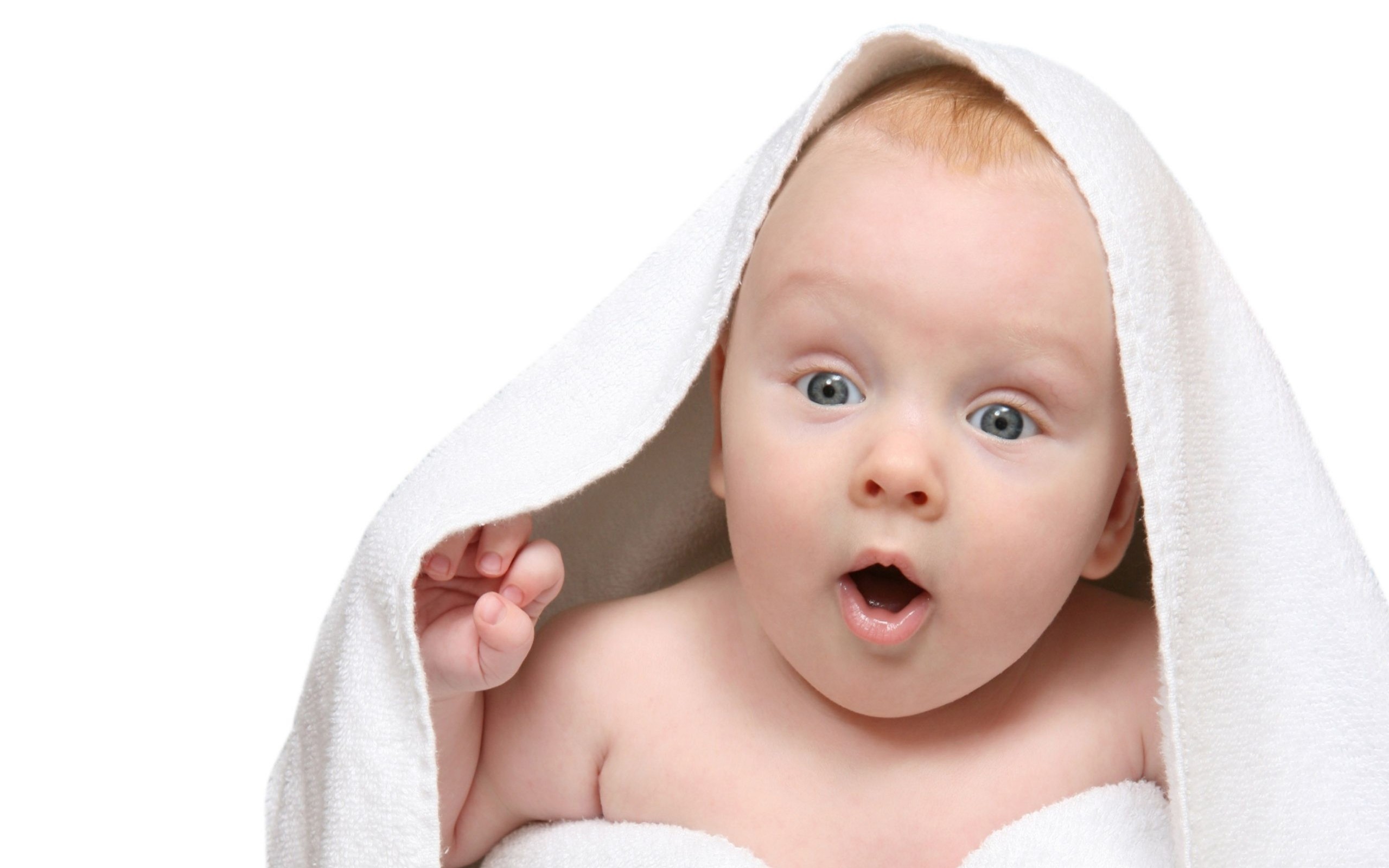 Cute Baby Wallpapers Hd Pictures Download - Surprise Child , HD Wallpaper & Backgrounds