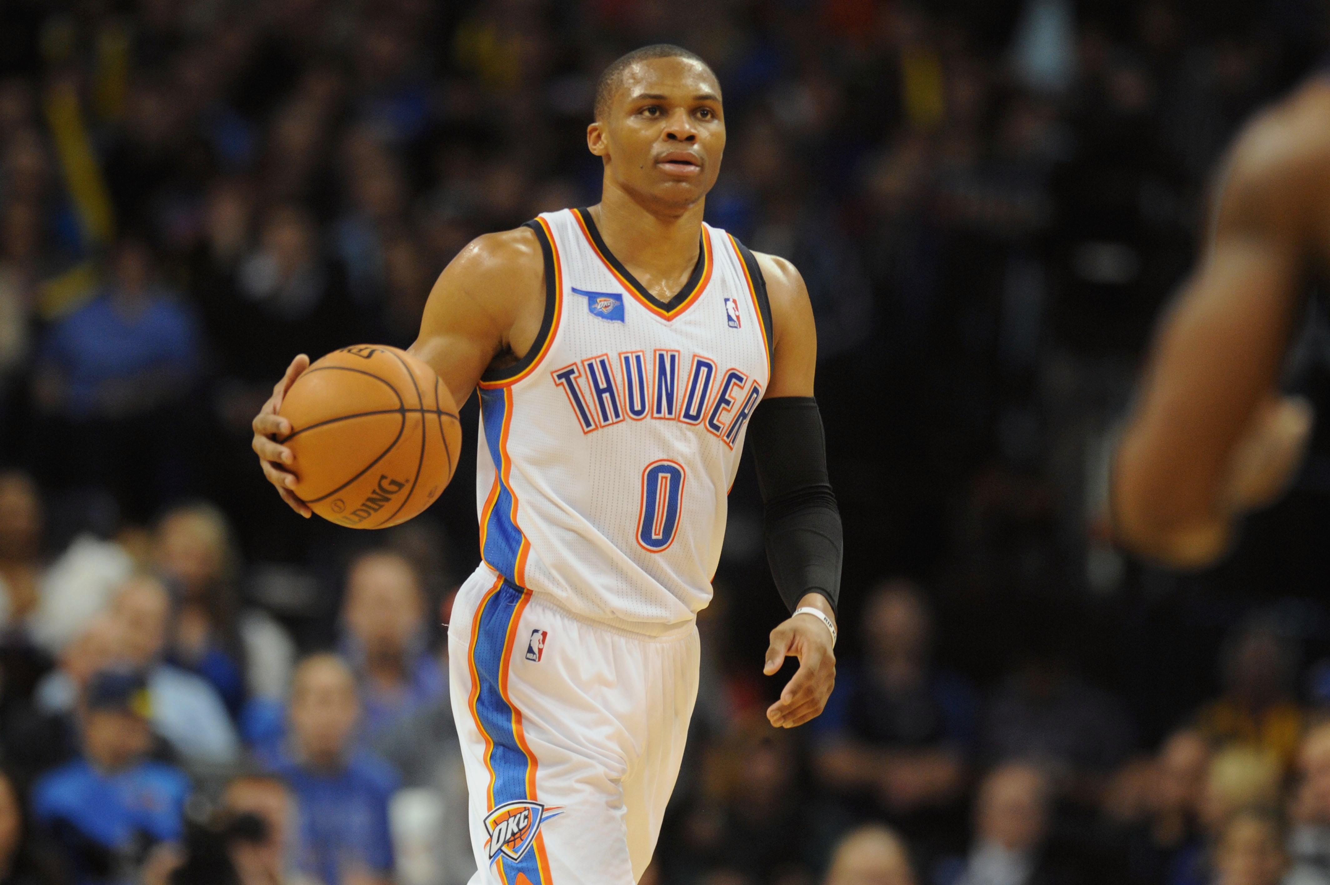 Russell Westbrook Desktop Wallpaper - Basketball Moves , HD Wallpaper & Backgrounds