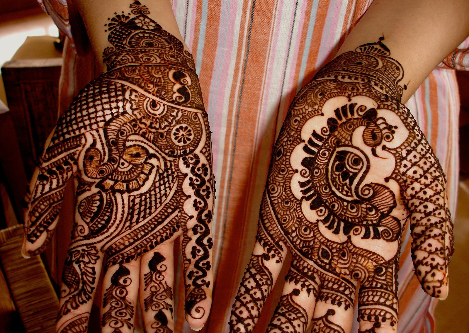 Picture - Mehndi Design Hd , HD Wallpaper & Backgrounds