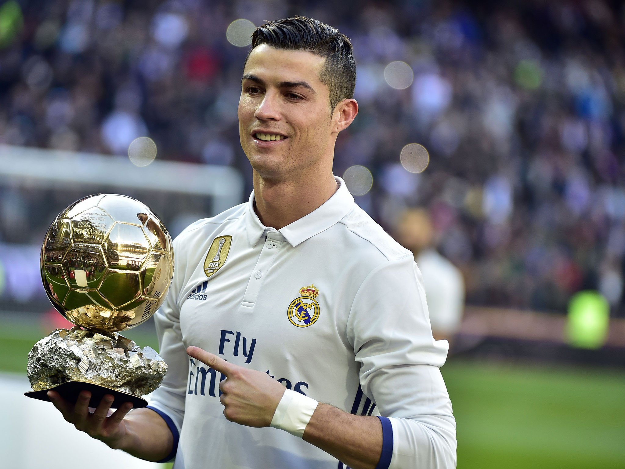 Ballon D 2017 As It Happened Cristiano Ronaldo Beats - Real Madrid 5 0 Granada , HD Wallpaper & Backgrounds