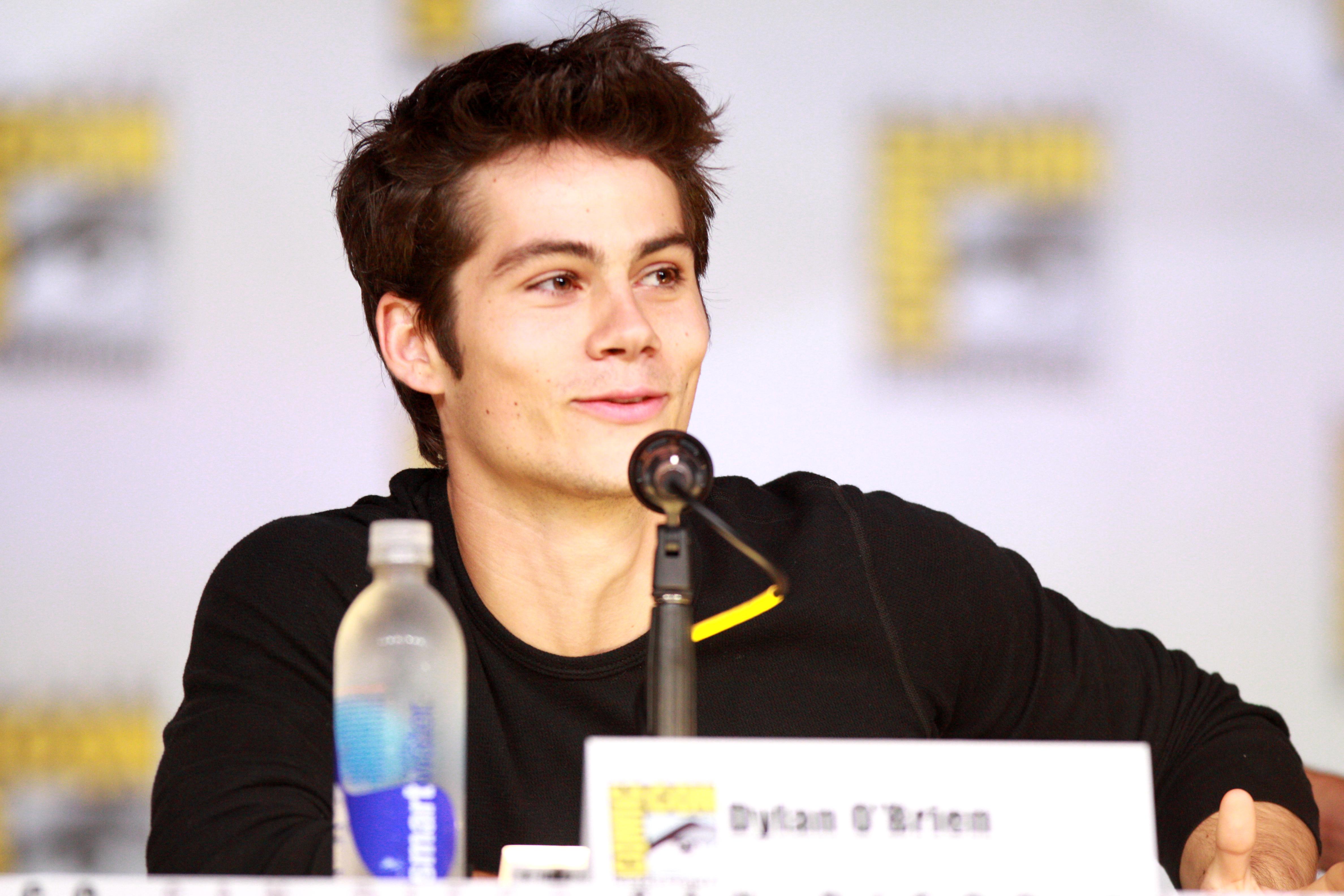 More Wallpaper Collections - Dylan O Brien Wallpaper Desktop , HD Wallpaper & Backgrounds