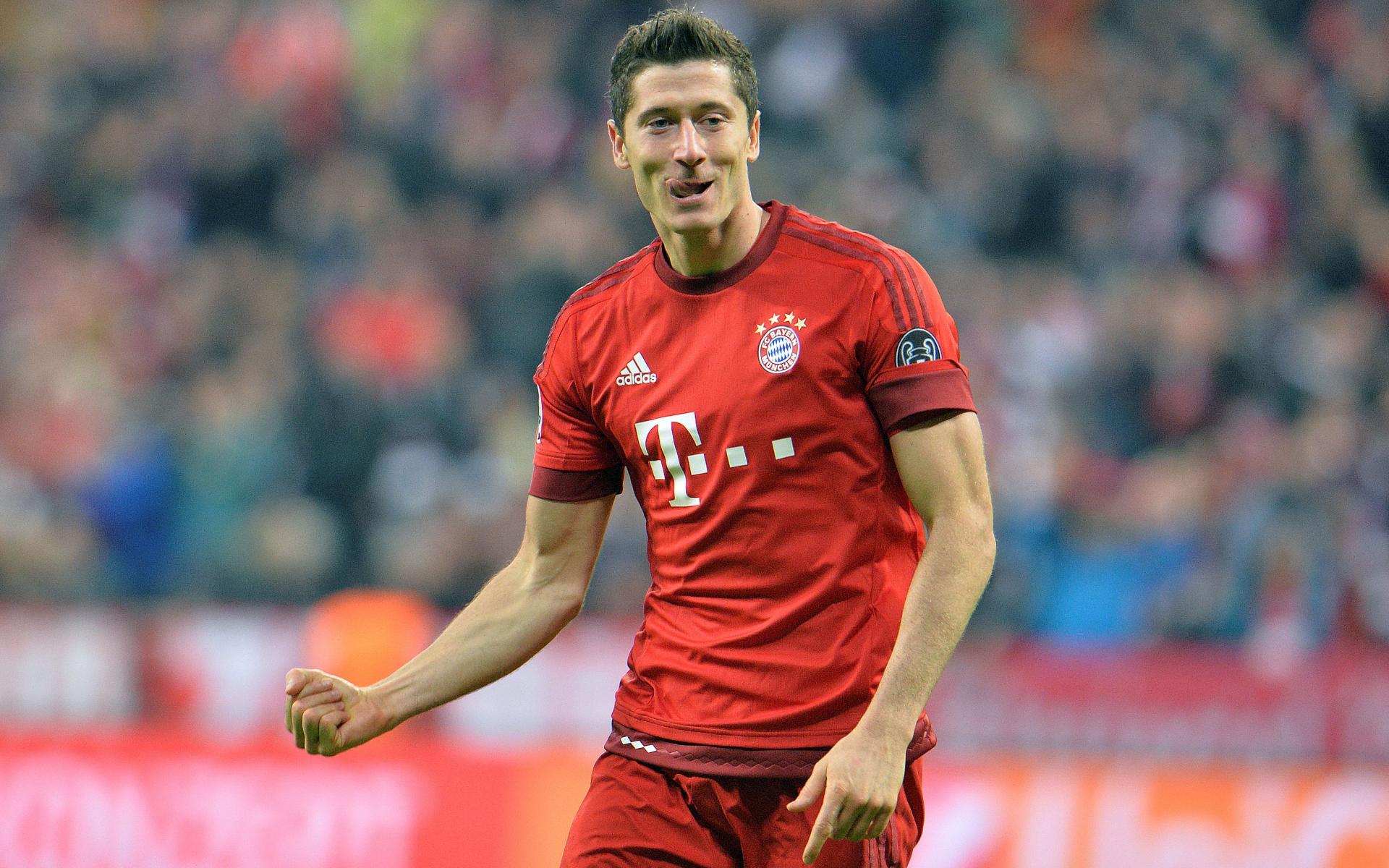 Robert Lewandowski Soccer Players , HD Wallpaper & Backgrounds