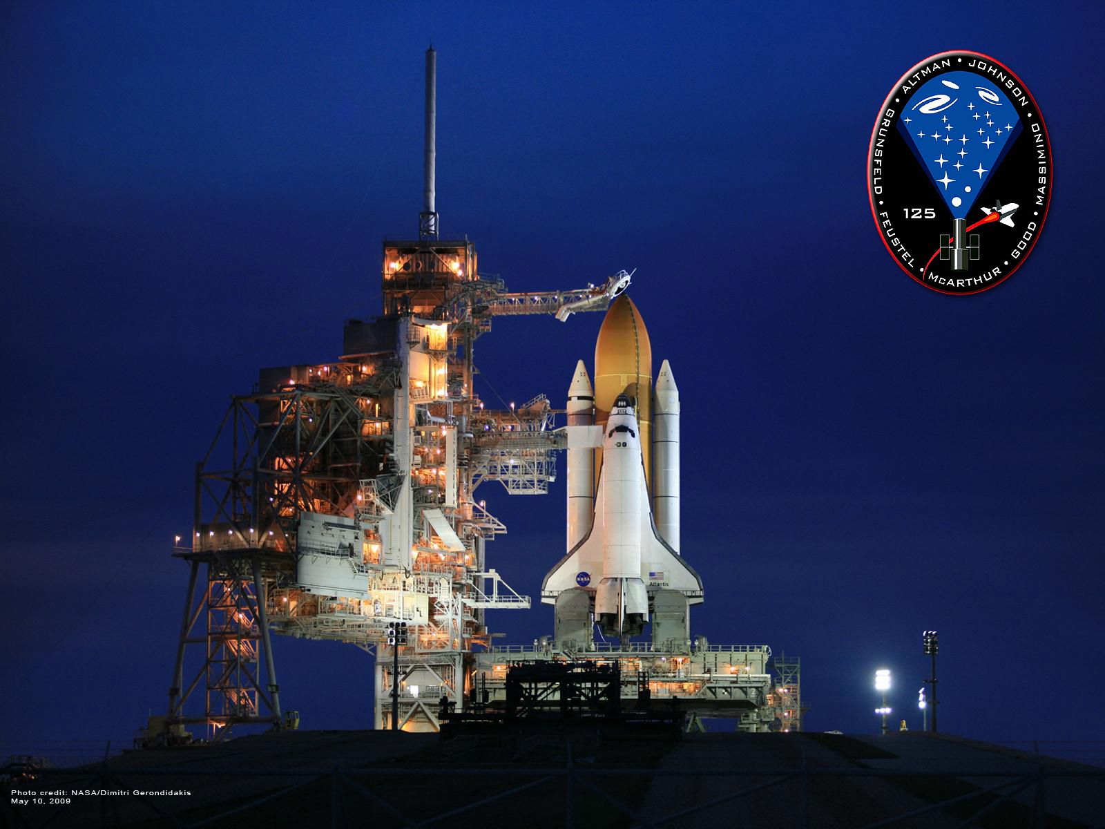 Space Shuttle Atlantis Wallpaper - Space Shuttle Program , HD Wallpaper & Backgrounds