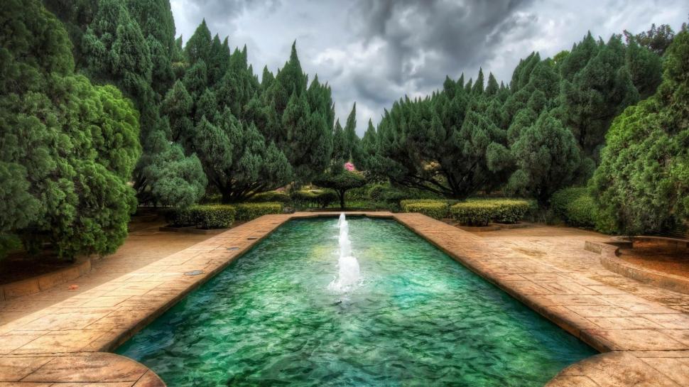 Garden Pool Fountain Wallpaper - Ultra Hd 4k Hdr , HD Wallpaper & Backgrounds