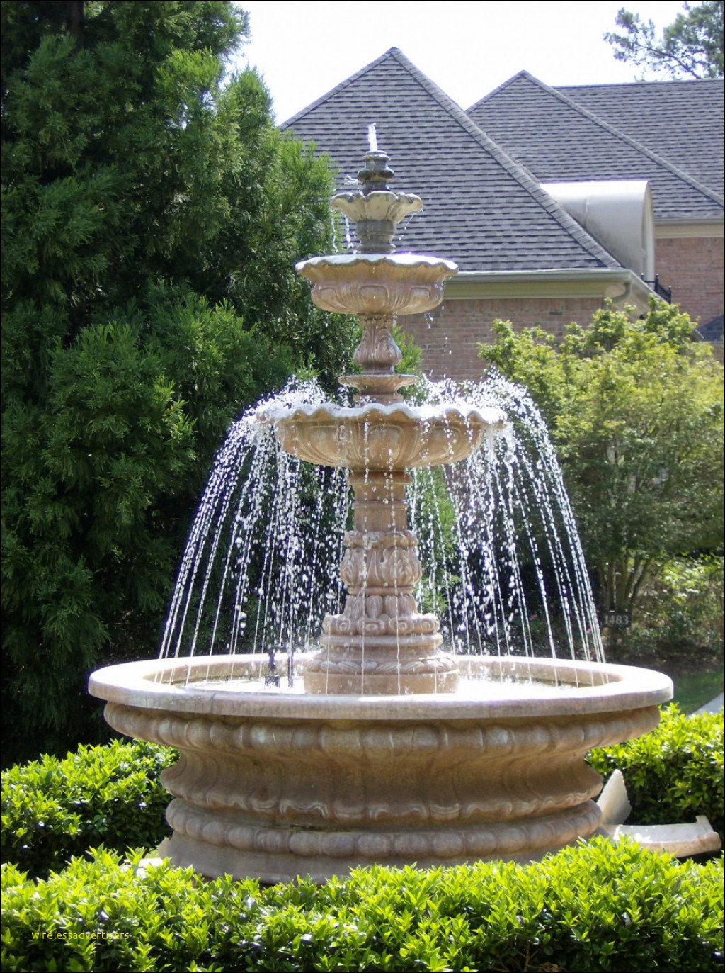 Indoor Vegetable Garden Beautiful 38 Contemporary Water - Fountain In The Garden , HD Wallpaper & Backgrounds