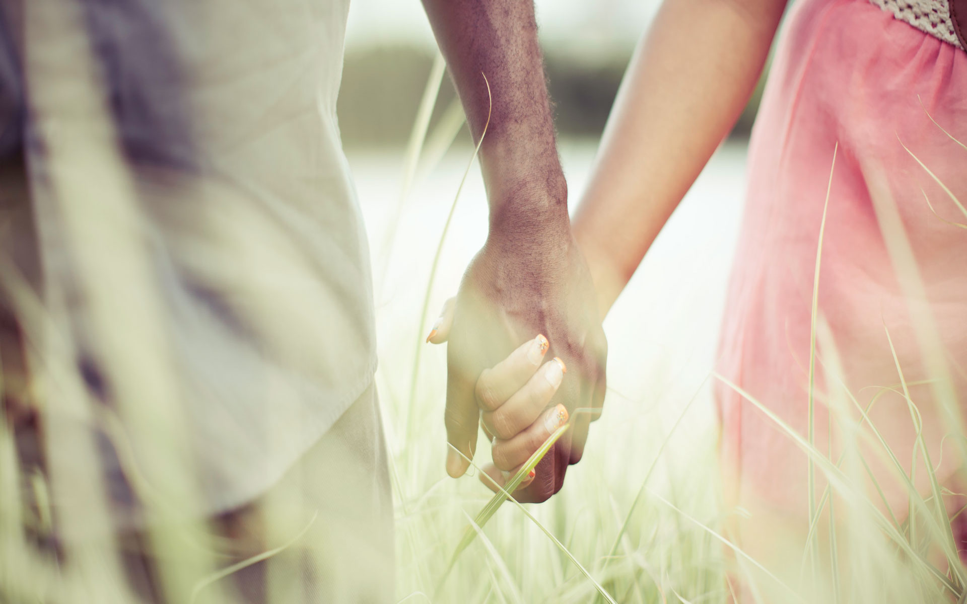 Together Wallpapers - Lovely Couple Holding Hands , HD Wallpaper & Backgrounds