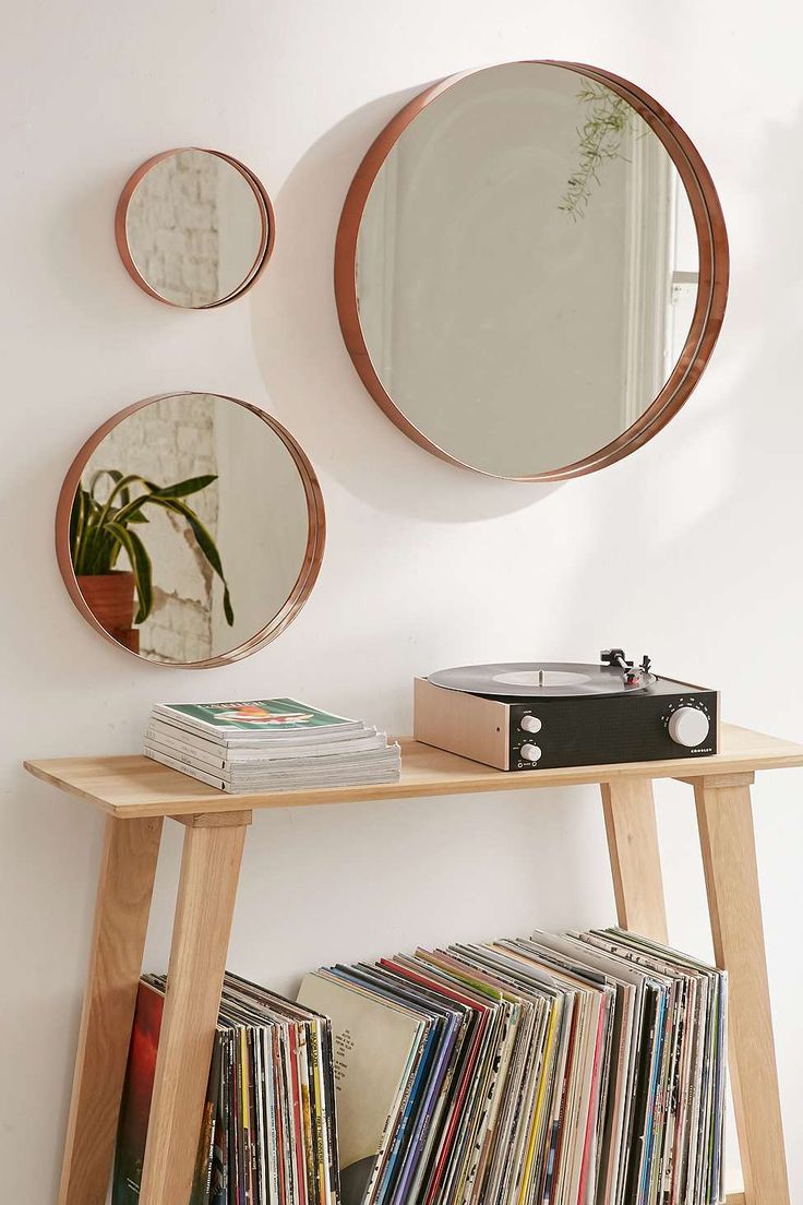 Best 25 Circle Mirrors Ideas On Pinterest Large Hallway - Circle Mirror Room Decor , HD Wallpaper & Backgrounds