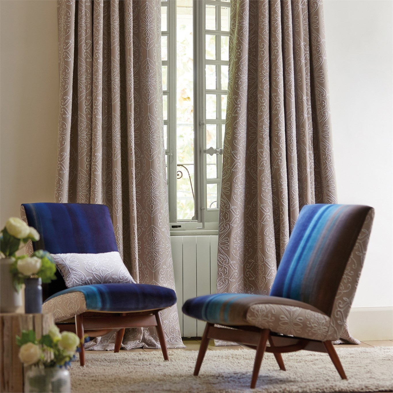 The Premier Destination For Stylish And Quality British - Amazilia Velvets , HD Wallpaper & Backgrounds