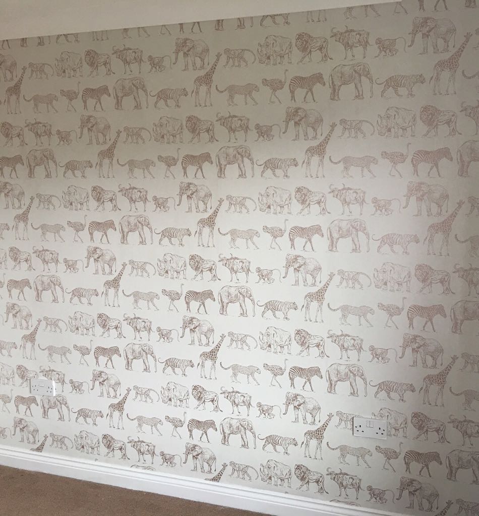 Graham & Brown Safari Ivory/rose Gold Wallpaper - Graham And Brown Safari , HD Wallpaper & Backgrounds