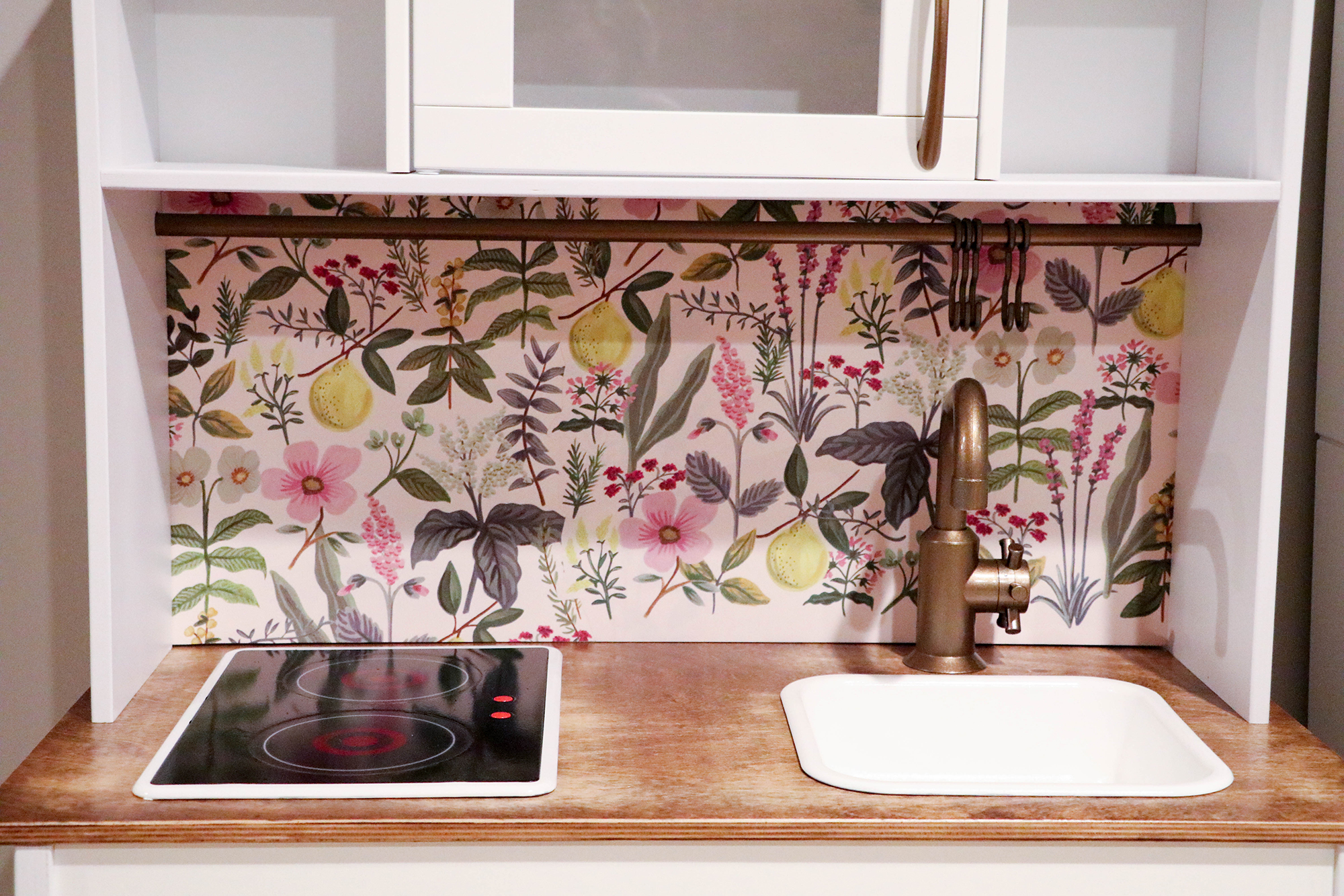 Duktig Children's Play Kitchen Wallpaper & Backsplash - Ikea Hack Play Kitchen , HD Wallpaper & Backgrounds