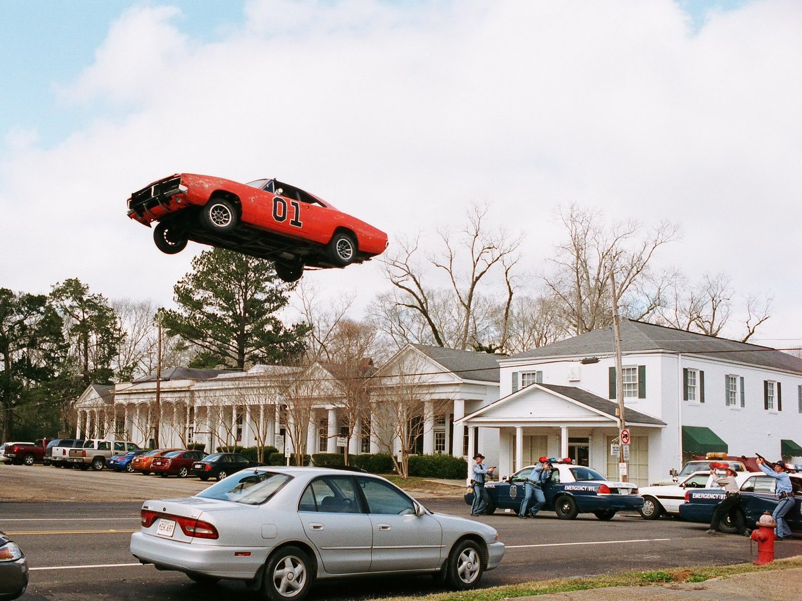 Orange General Lee Car, Home, Jump, Machine, Police, - General Lee Dukes Of Hazzard , HD Wallpaper & Backgrounds