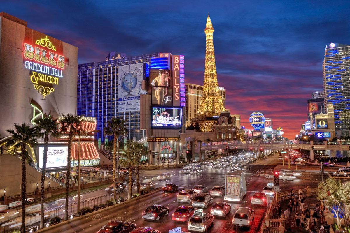 Amazing Las Vegas Wallpaper Photos - Paris Hotel And Casino , HD Wallpaper & Backgrounds