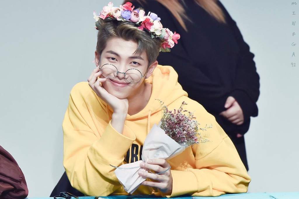 Bts With Flower Crown , HD Wallpaper & Backgrounds