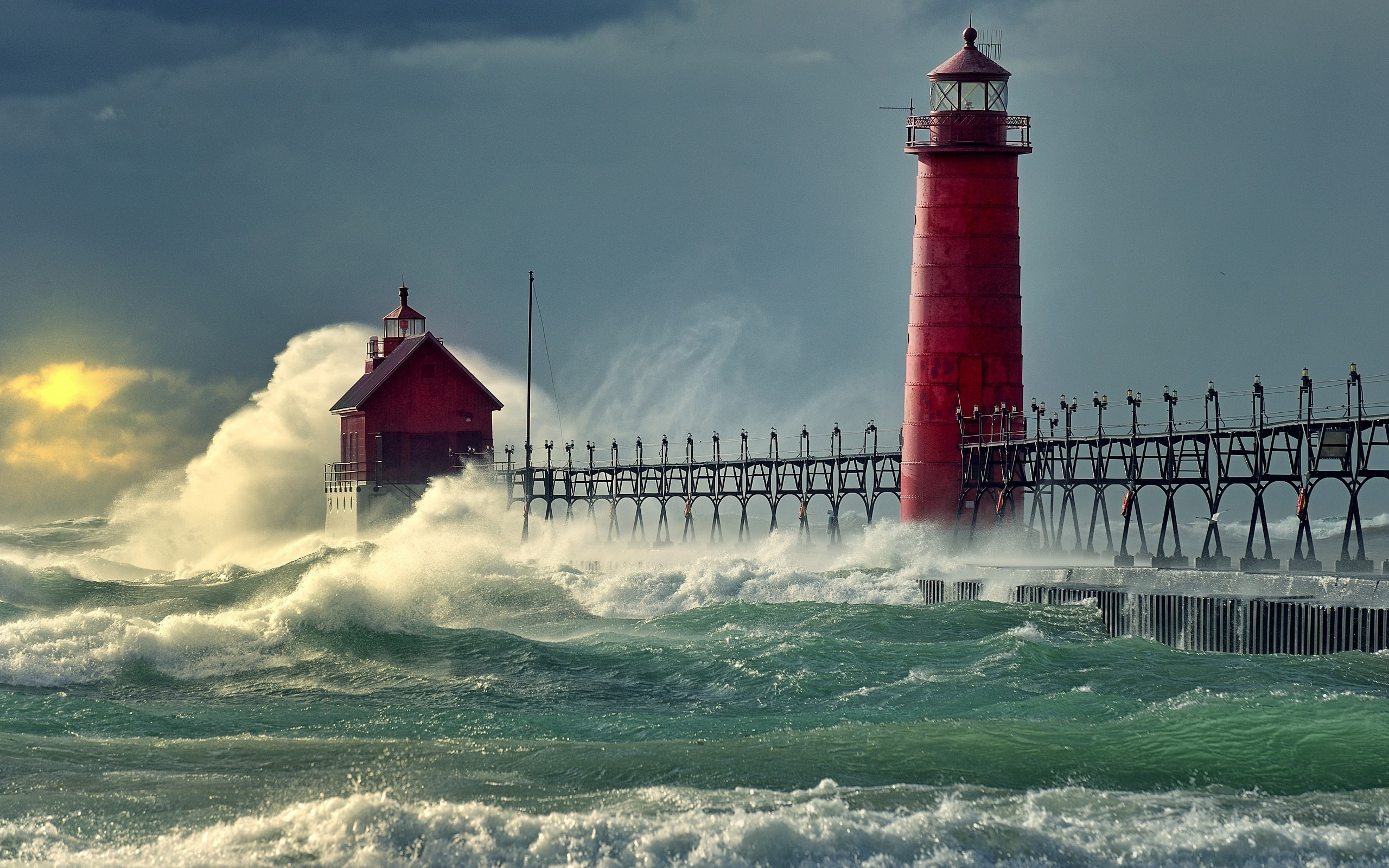 Lighthouse Hd Images - Grand Haven Light , HD Wallpaper & Backgrounds