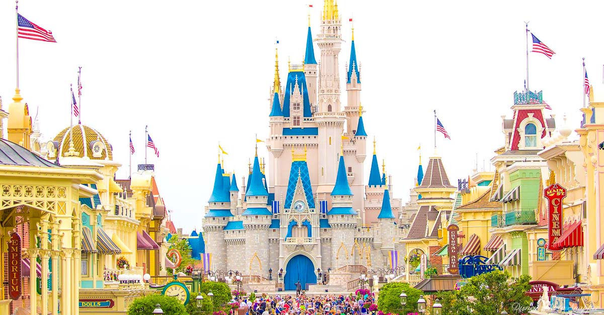 Walt Disney World Magic Kingdom Wallpaper - Magic Kingdom Walt Disney World , HD Wallpaper & Backgrounds