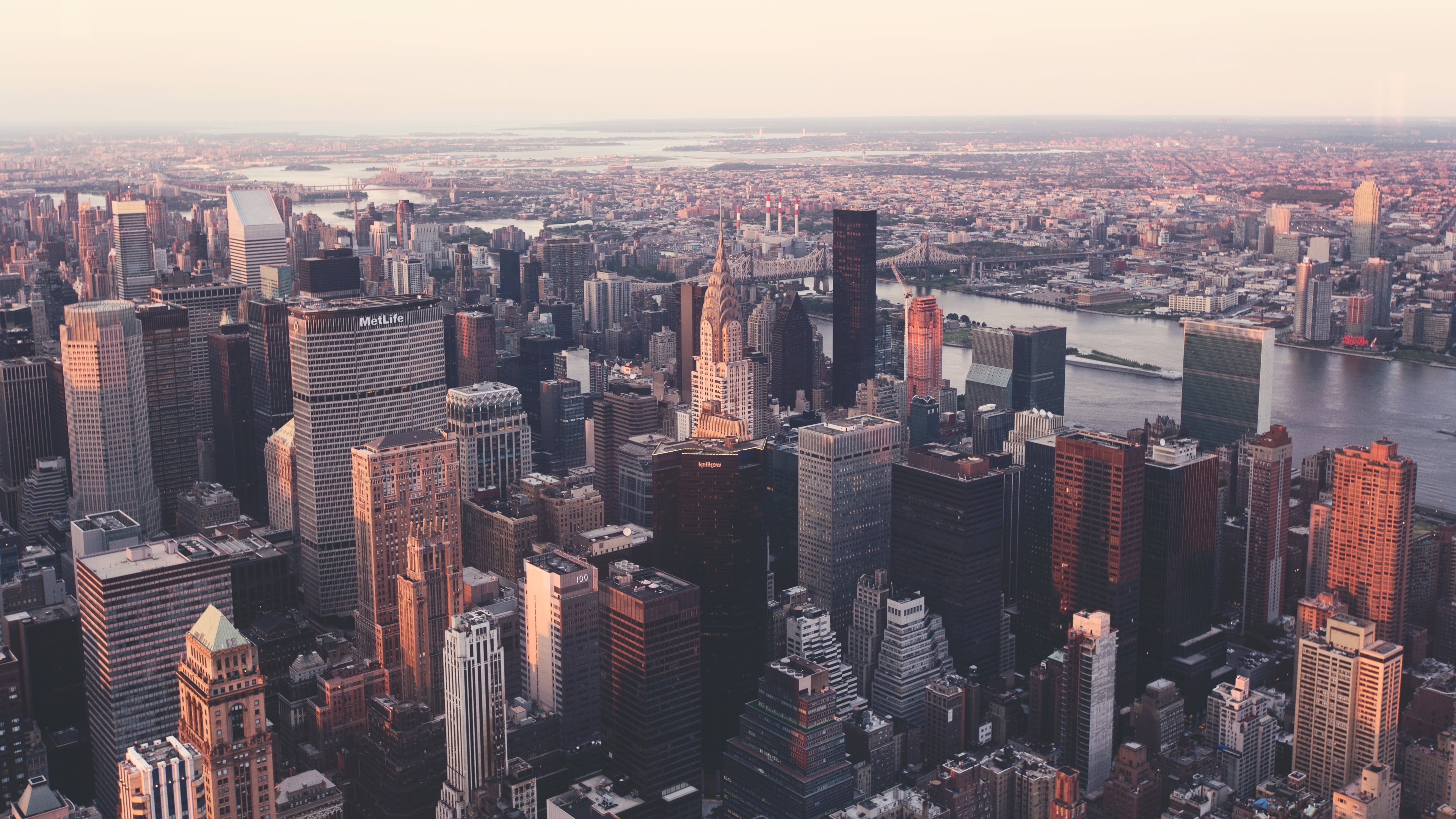 Iconic View Of The New York City - Macbook Wallpapers New York , HD Wallpaper & Backgrounds