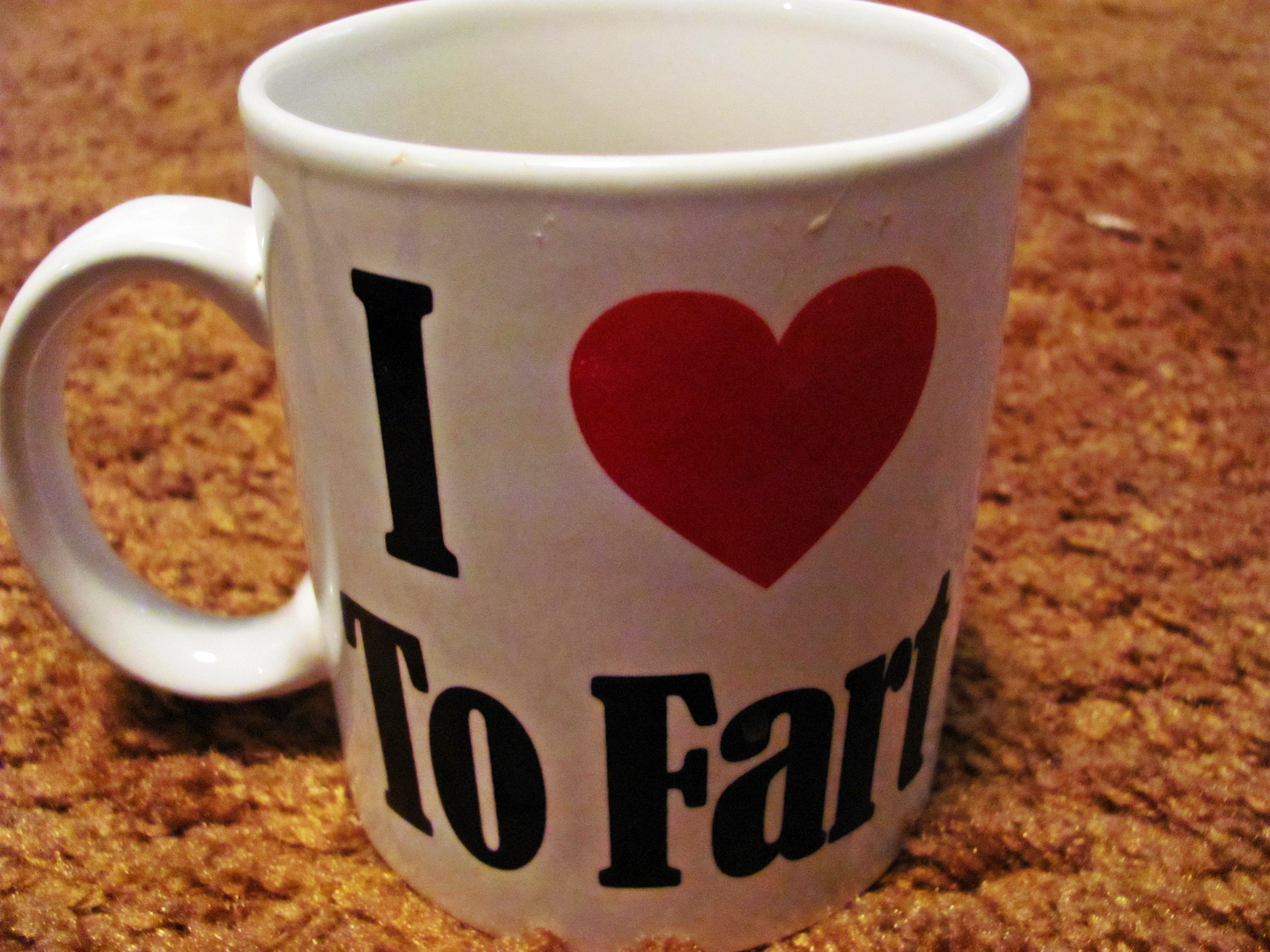 Funny Fart Mug Wallpaper - Fart , HD Wallpaper & Backgrounds