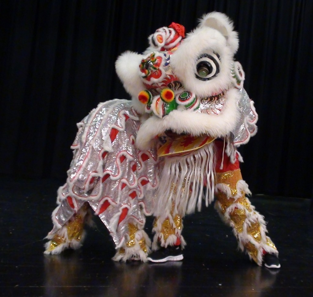 Lion Dance - Chinese Lion Dance White , HD Wallpaper & Backgrounds