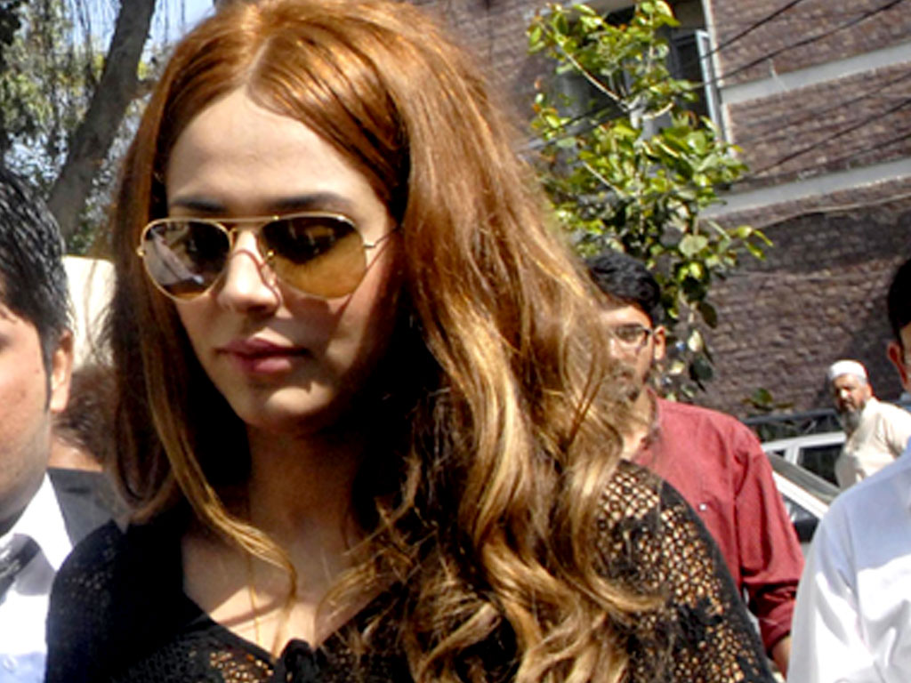 Court Disposes Of Money Laundering Case Against Ayan - Ayyan Ali , HD Wallpaper & Backgrounds