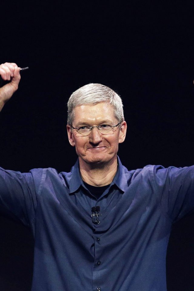 Apple Ceo Tim Cook Proud Android Wallpaper - Steve Cook Apple Watch , HD Wallpaper & Backgrounds