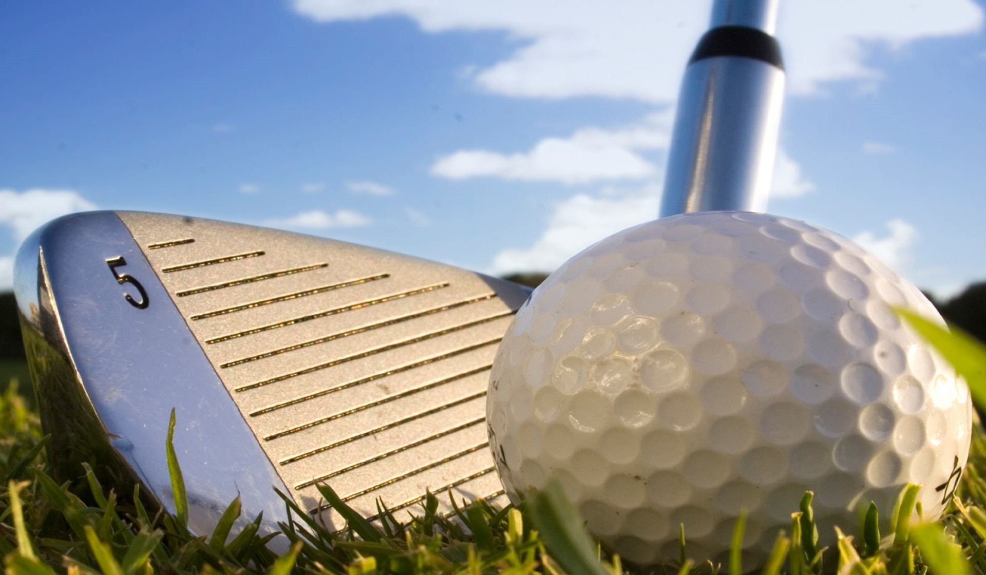 Golf Ball Wallpapers Hd Pictures Desktop Cool Images - Close Up Golf Club , HD Wallpaper & Backgrounds