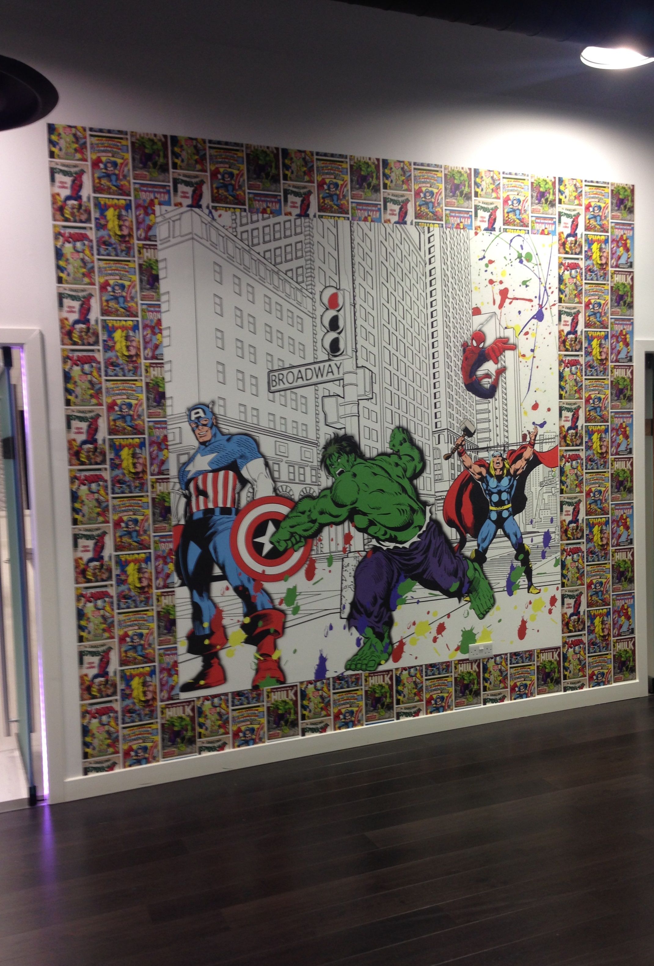 Graham And Brown Marvel Mural Using The Best Selling - Graham And Brown Marvel , HD Wallpaper & Backgrounds