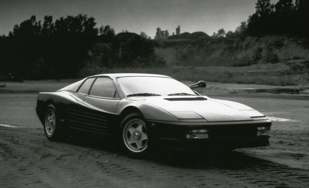 Ferrari Testarossa Hd Background - Ferrari Testarossa Black And White , HD Wallpaper & Backgrounds