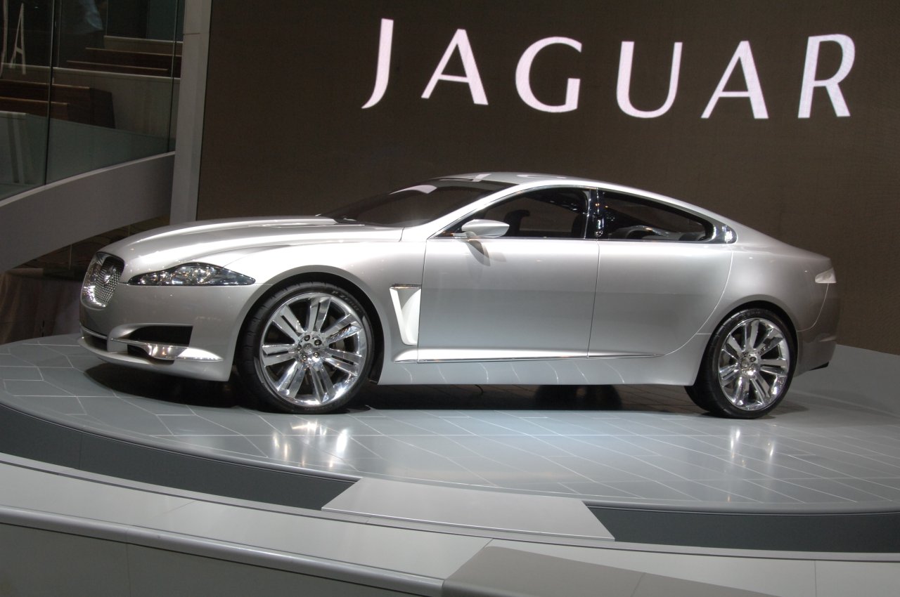 Jaguar Cars Wallpapers - Jaguar Xf 4 , HD Wallpaper & Backgrounds