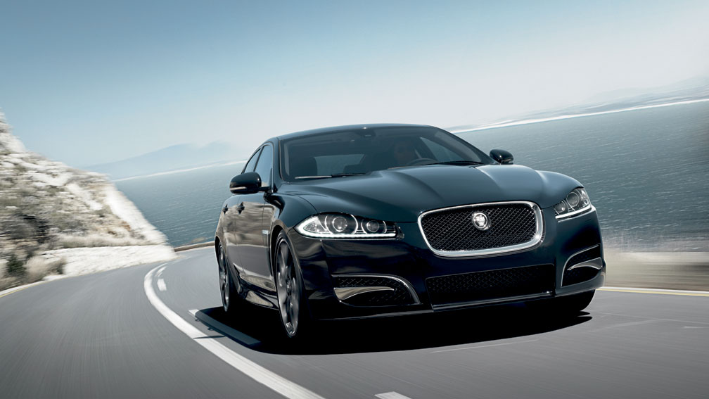 Jaguar Xf Wallpaper - Black Jaguar Xf 2014 , HD Wallpaper & Backgrounds