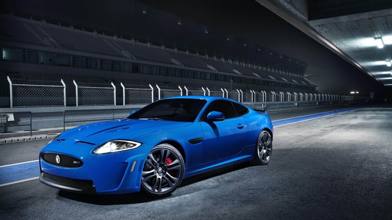 Stunning Jaguar - Jaguar Xkr S 2011 , HD Wallpaper & Backgrounds