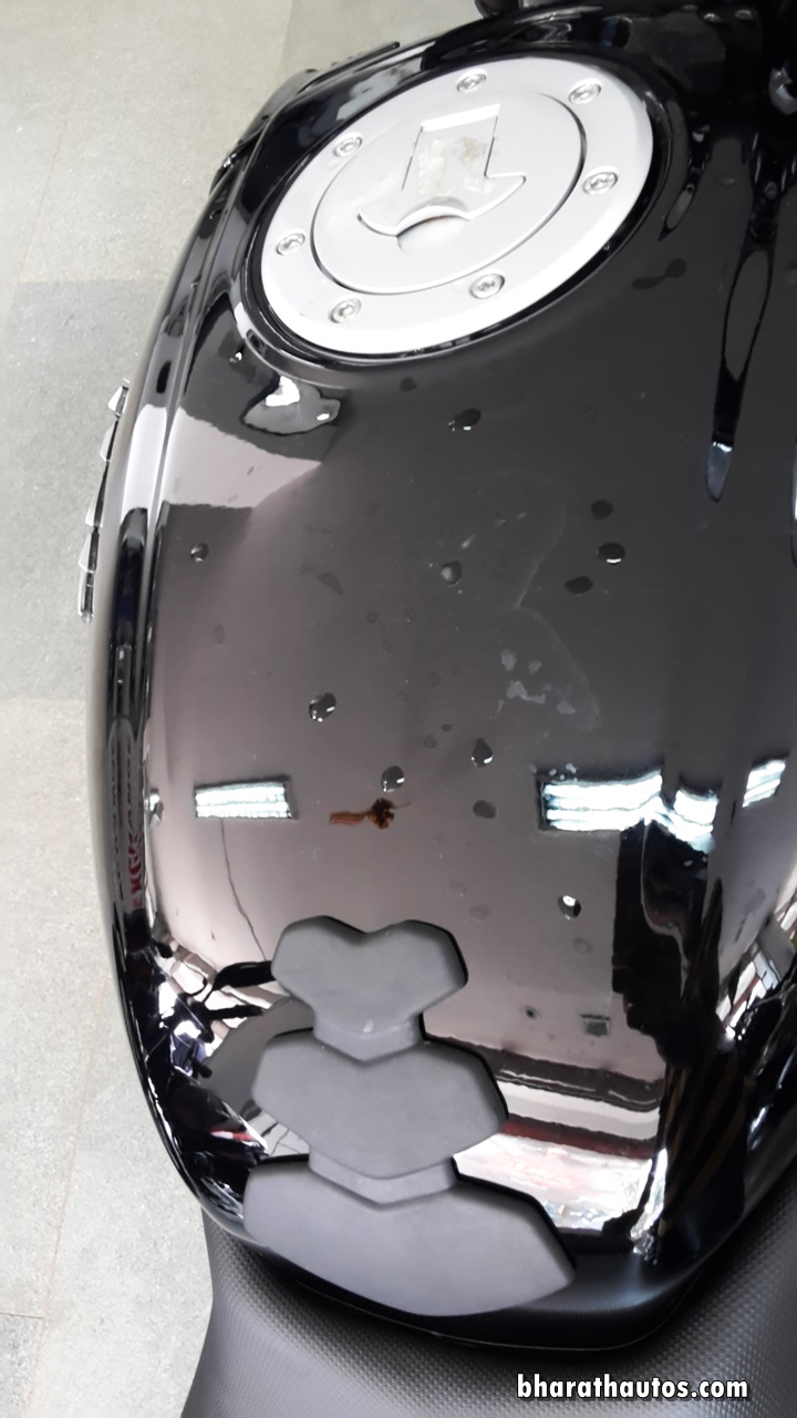 pulsar 180 tank cover