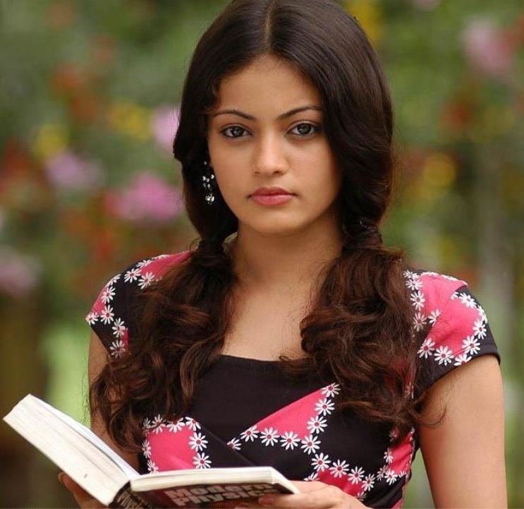 South - Sneha Ullal , HD Wallpaper & Backgrounds