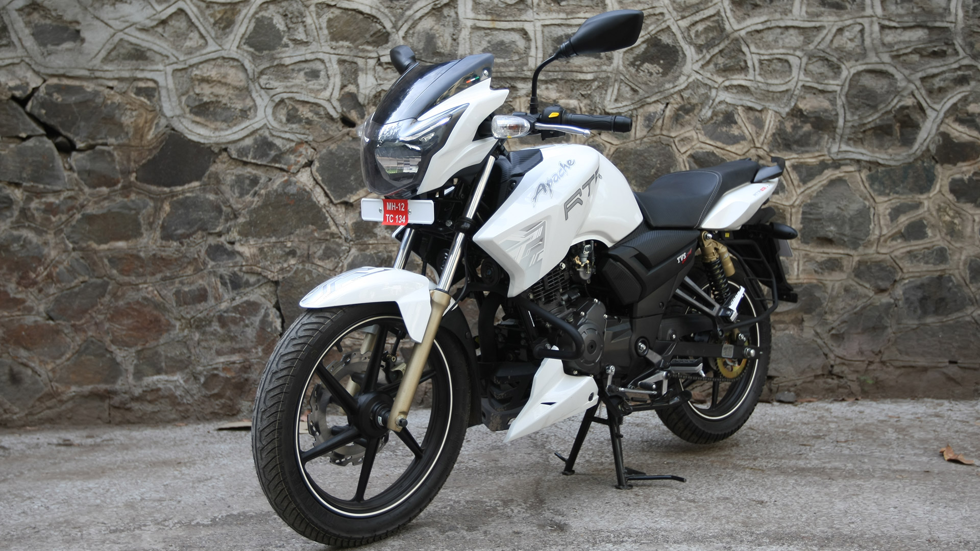 Tvs Apache Rtr 180 2013 Abs Compare - Honda , HD Wallpaper & Backgrounds