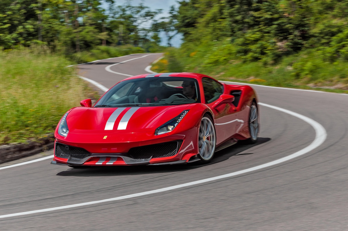 View In Gallery 2019 Ferrari 488 Pista Front Three-quarter - Ferrari 488 Pista Spider , HD Wallpaper & Backgrounds