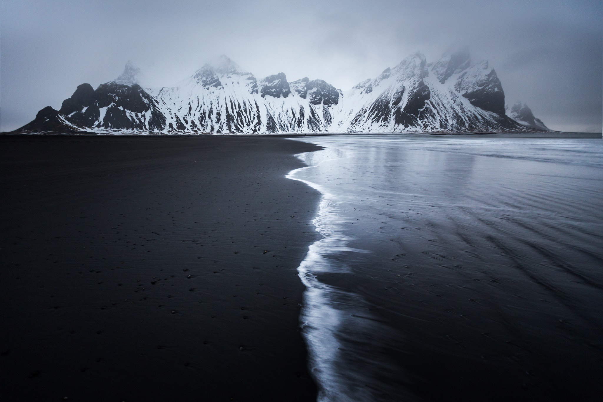 Landscape, Mountains, Sea, Monochrome, Black Sand, - Black Beach Wallpaper Hd , HD Wallpaper & Backgrounds