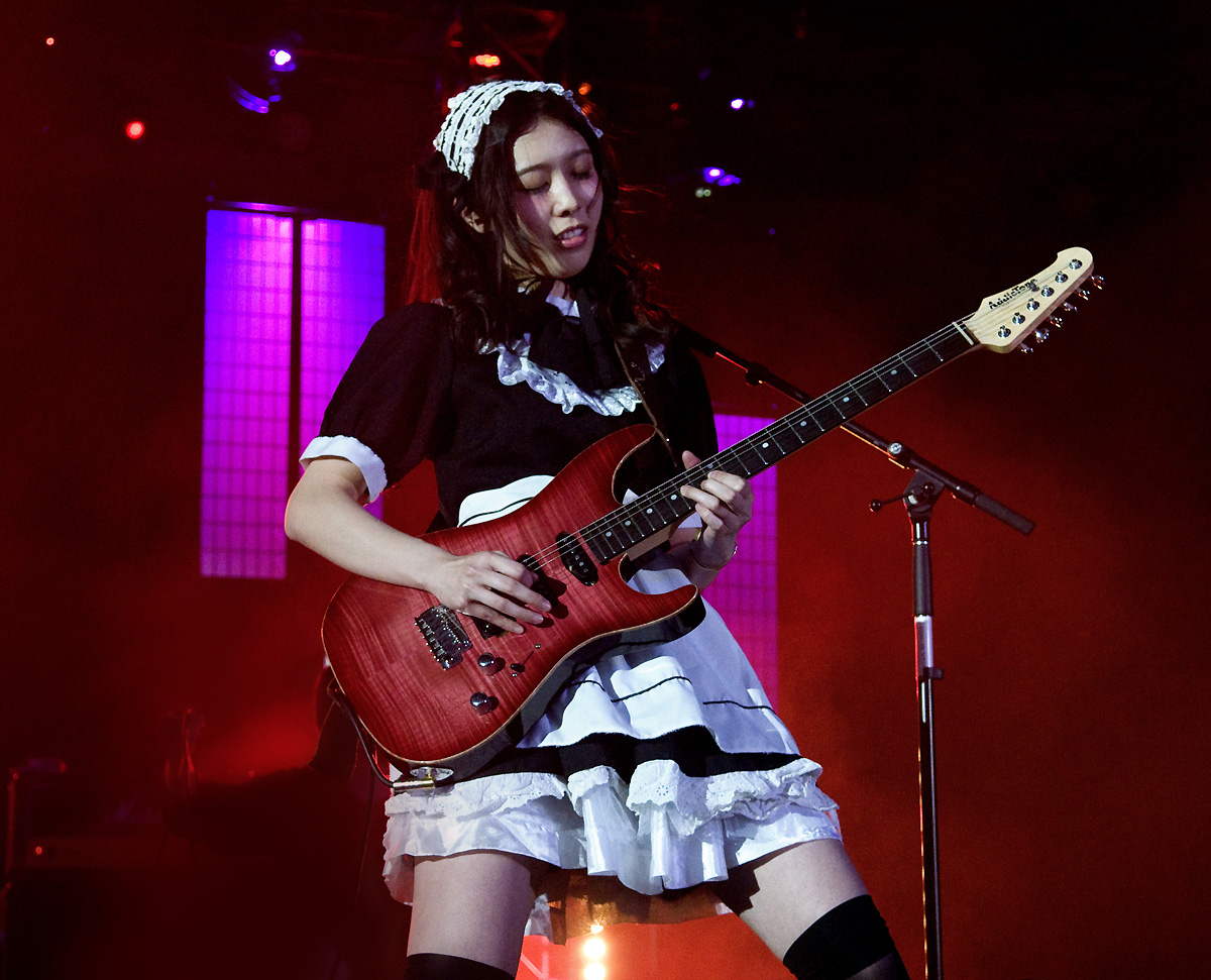 Jrock247 Band Maid Sakura Con 2016 C1474 - Band Maid Kanami Guitar , HD Wallpaper & Backgrounds