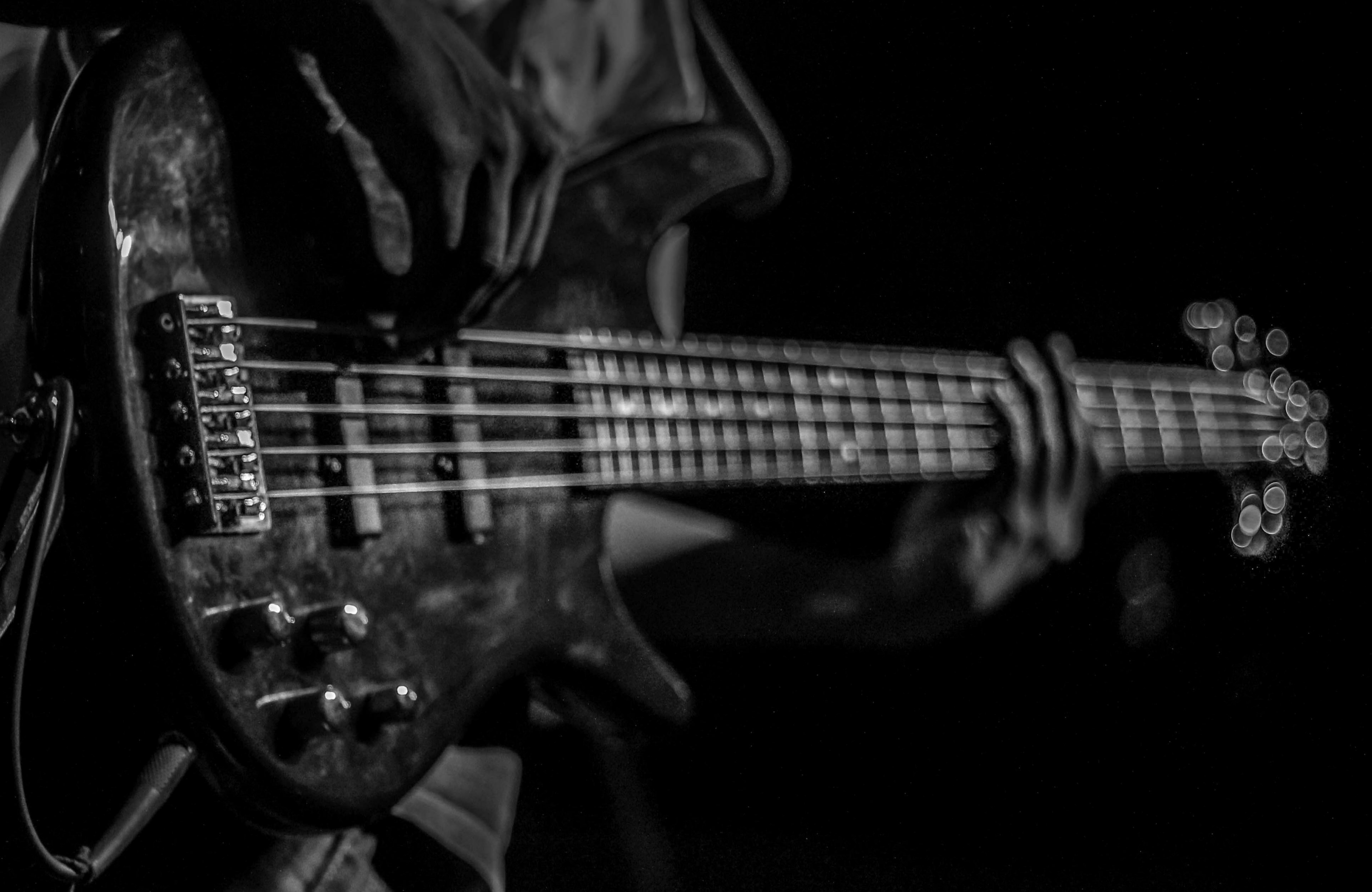 #3840x2498 Band Bass Death And Metal Hd 4k Wallpaper - Bass Guitar Wallpaper 4k , HD Wallpaper & Backgrounds