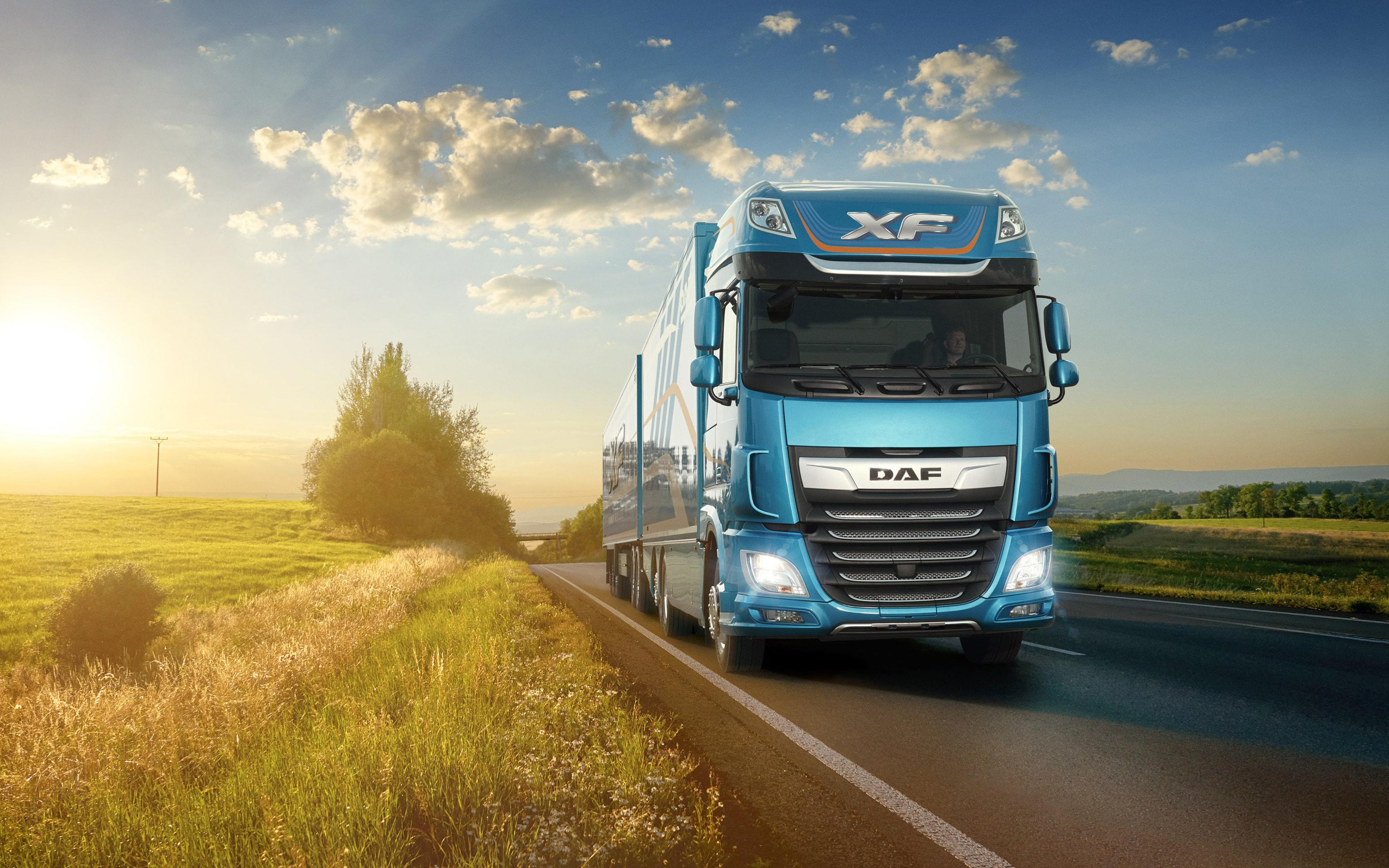Daf Xf, 4k, Road, Euro 6, 2018 Truck, Lkw, Headlights - Daf Xf , HD Wallpaper & Backgrounds
